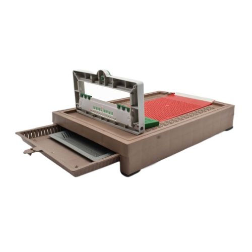 Пластмасово Дъно за 8 рамков кошер