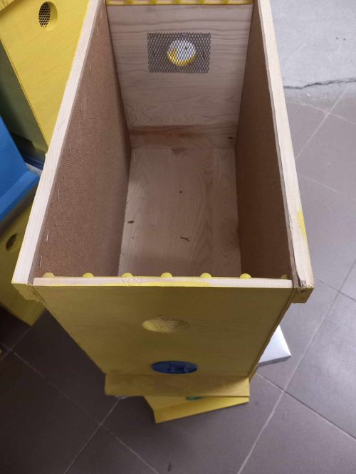 Сандъче за отводки 6 рамки ДБ