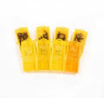 Транспортна клетка за пчелна майка